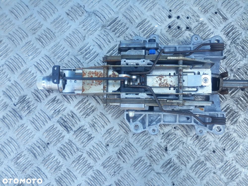 KOLUMNA KIEROWNICZA  VOLKSWAGEN TOUAREG 7L  3,2 V6  2006r  7L0419501BB - 2