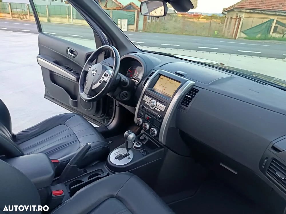 Nissan X-Trail 2.0 dCi 4x4 DPF Automatik Platinum - 16