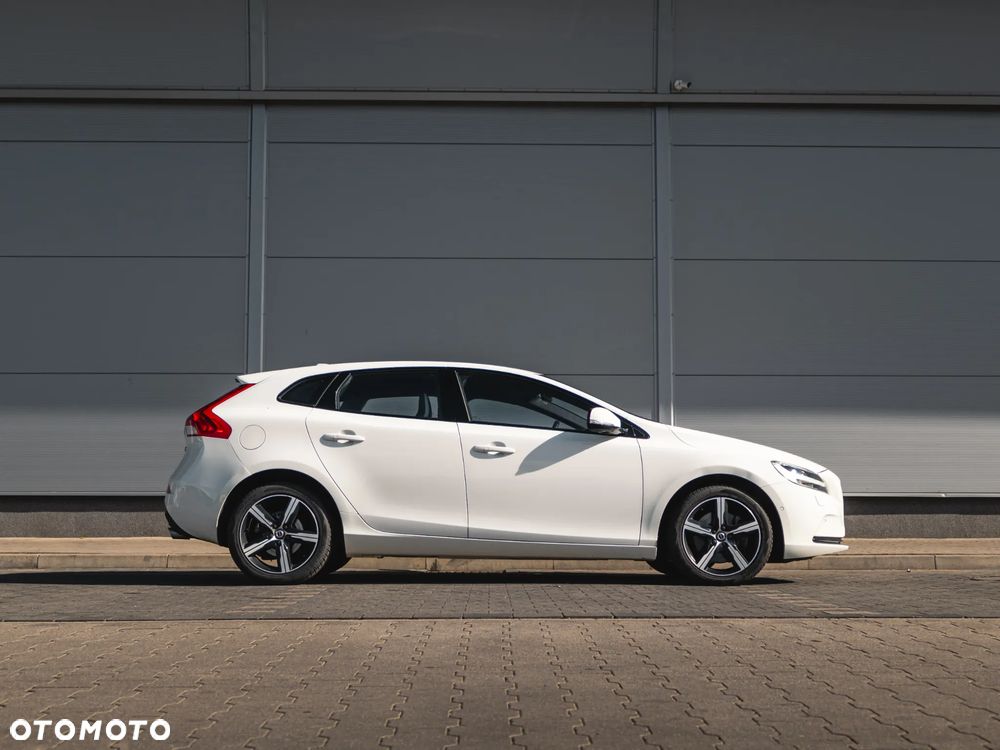Volvo V40 D3 Drive-E Inscription - 13