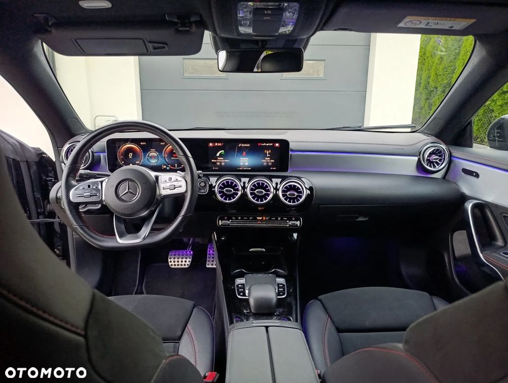 Mercedes-Benz CLA 200 AMG Line 7G-DCT - 4