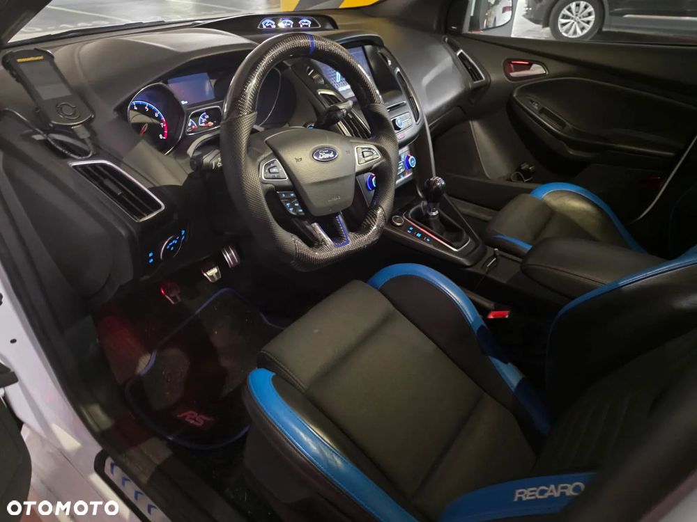 Ford Focus - 10