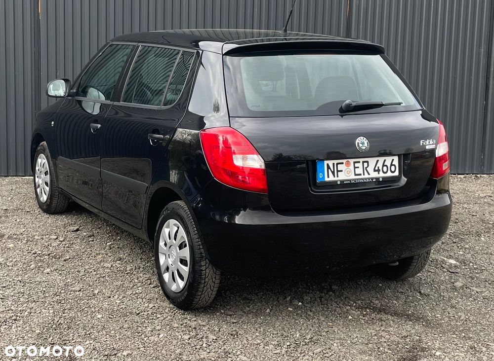 Skoda Fabia 1.2 HTP COOL EDITION - 5