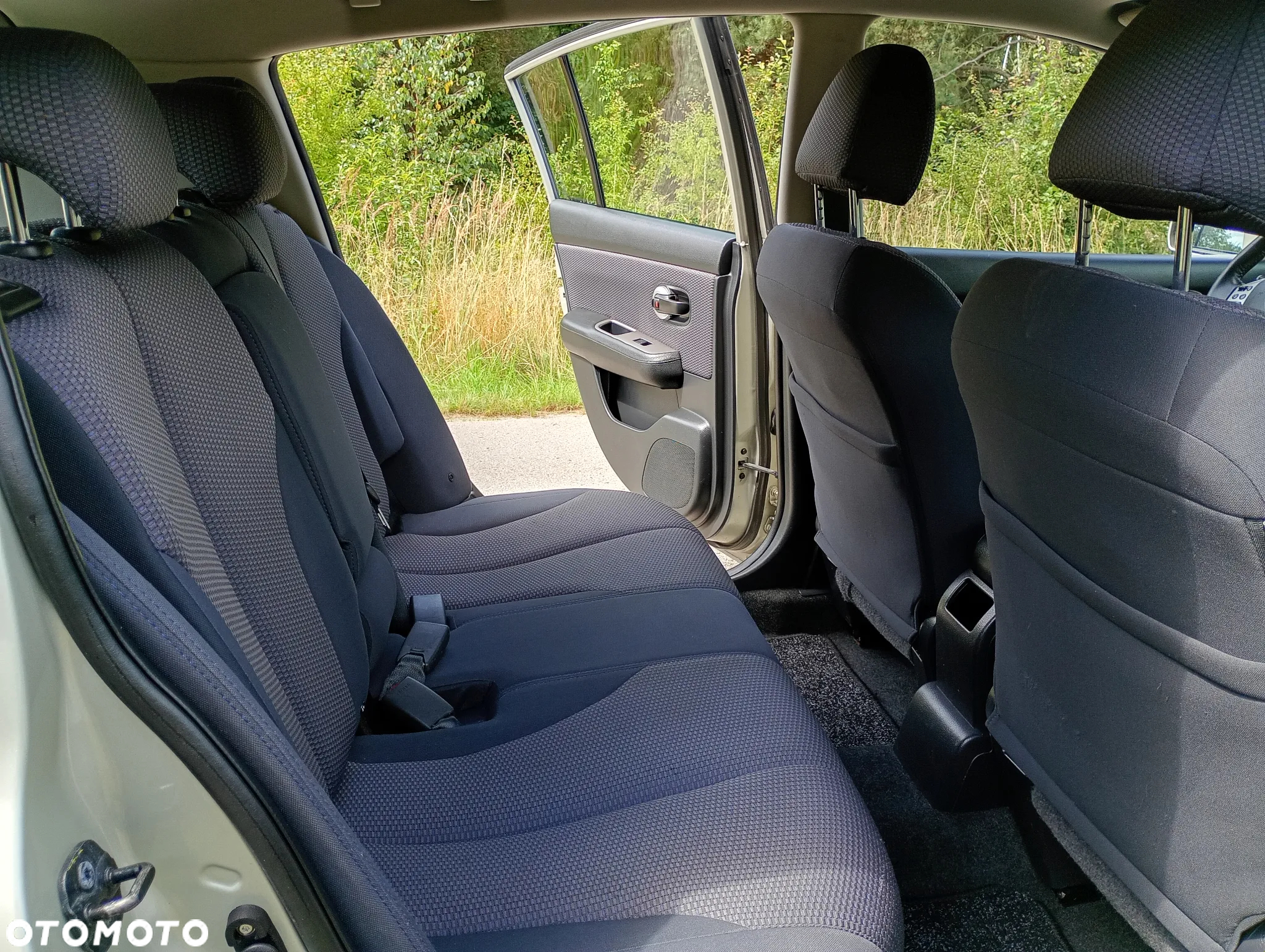 Nissan Tiida 1.6 Acenta - 15