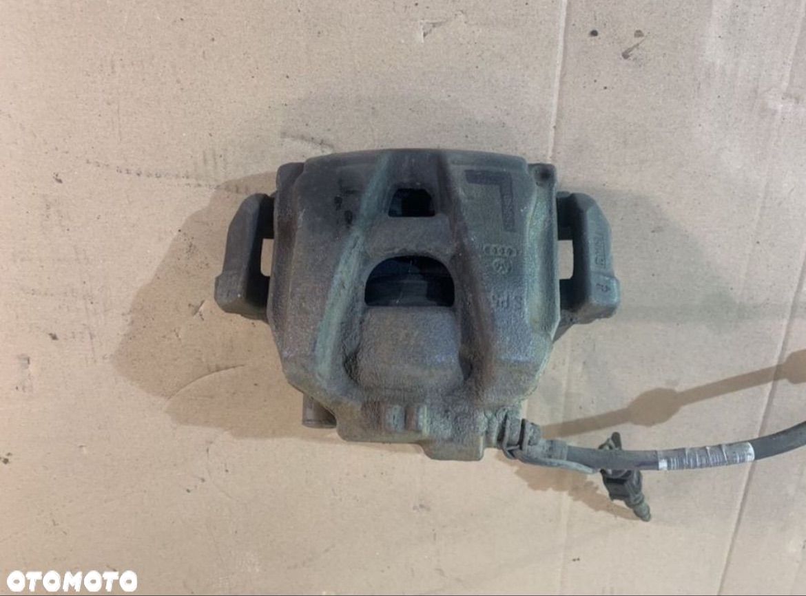 SP5 zacisk hamulcowy lewy lub prawy przód audi a4 b8 a5 8t lift - 1