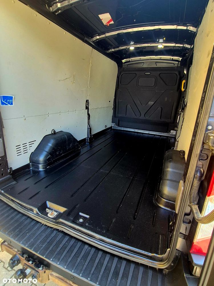 Ford Transit - 8