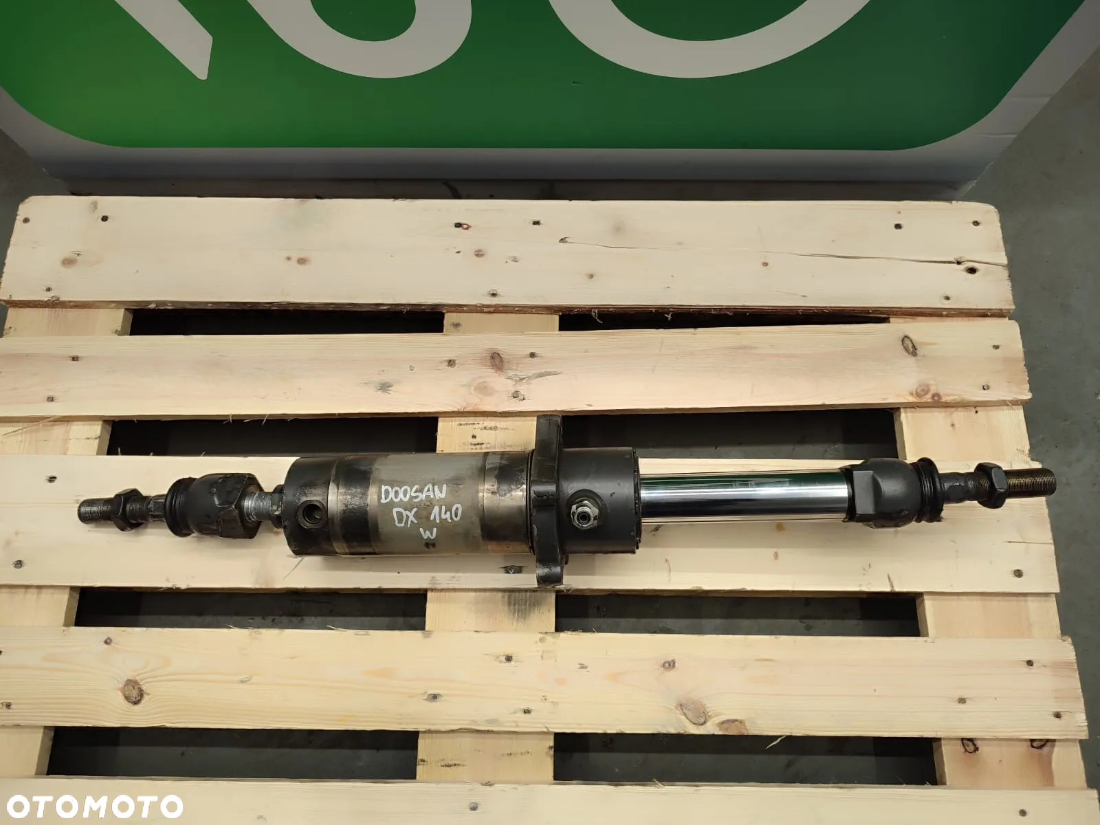 Siłownik skrętu 0501 218 235 Doosan Dx 140 W - 5