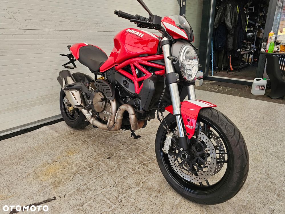 Ducati Monster - 13