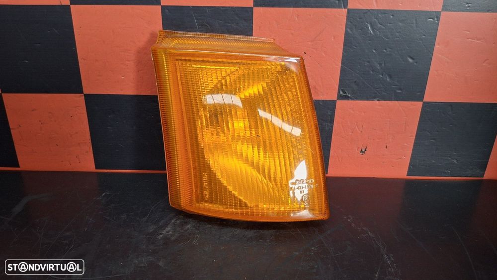 Farolim De Pisca Frente Direito Ford Transit Autocarro (E_ _) - 1