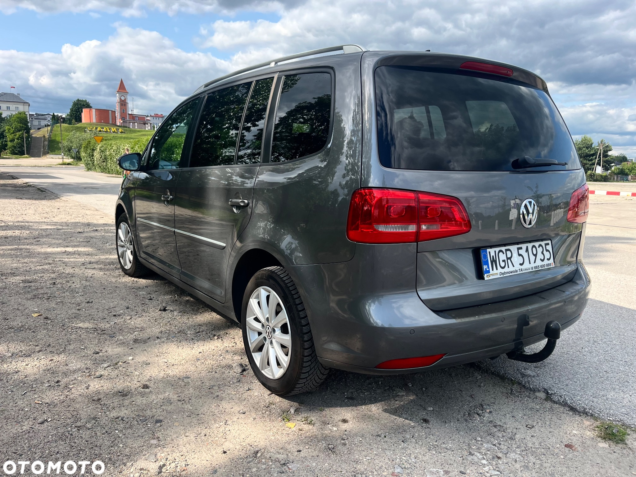 Volkswagen Touran 2.0 TDI DPF Highline - 11