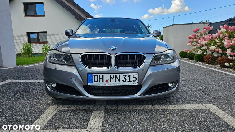 BMW Seria 3 320d - 3