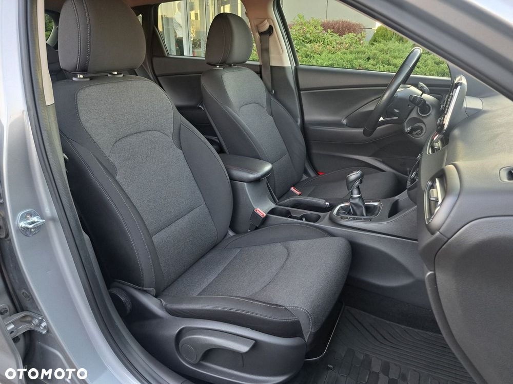 Hyundai i30 1.0 T-GDI Classic + - 19