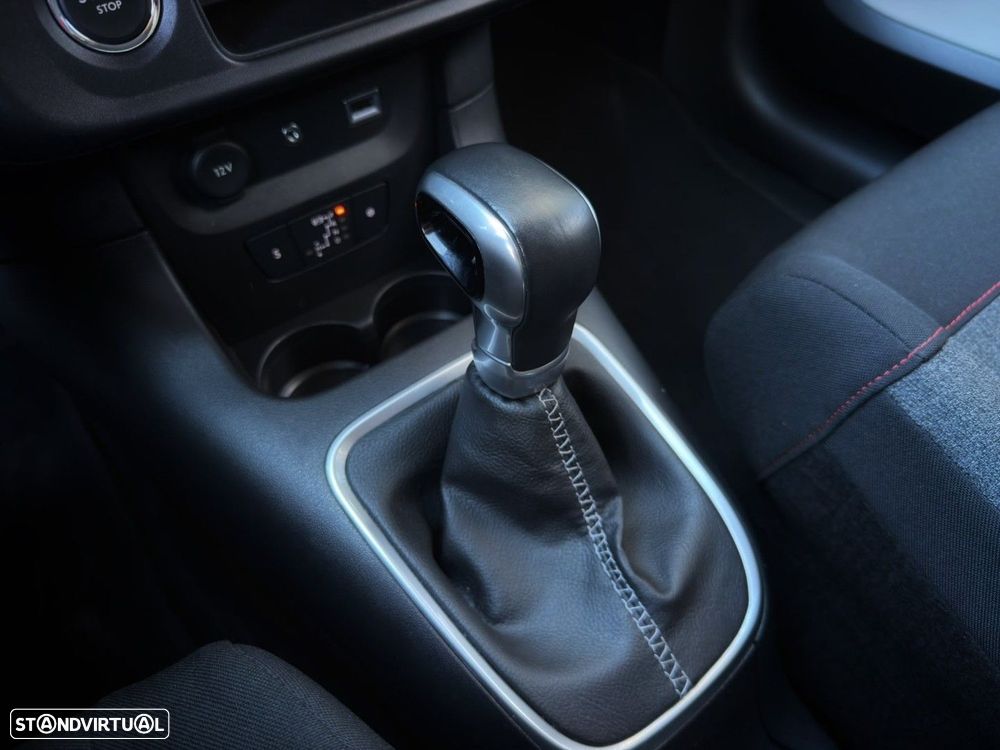 Citroën C3 1.2 PureTech Shine EAT6 - 18