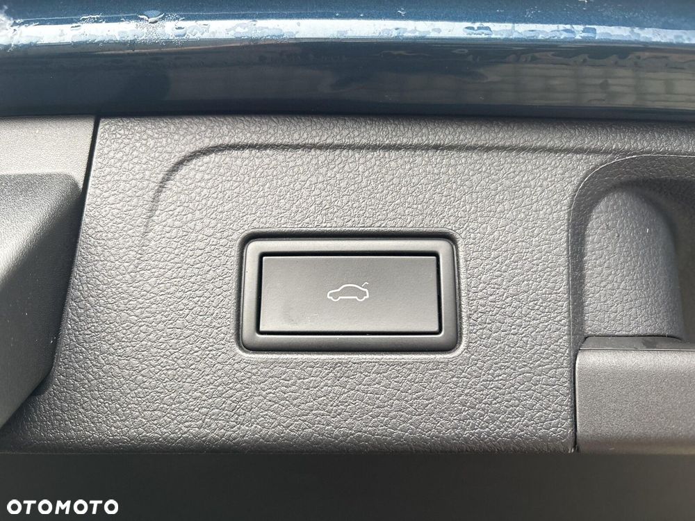 Volkswagen Passat Variant - 22