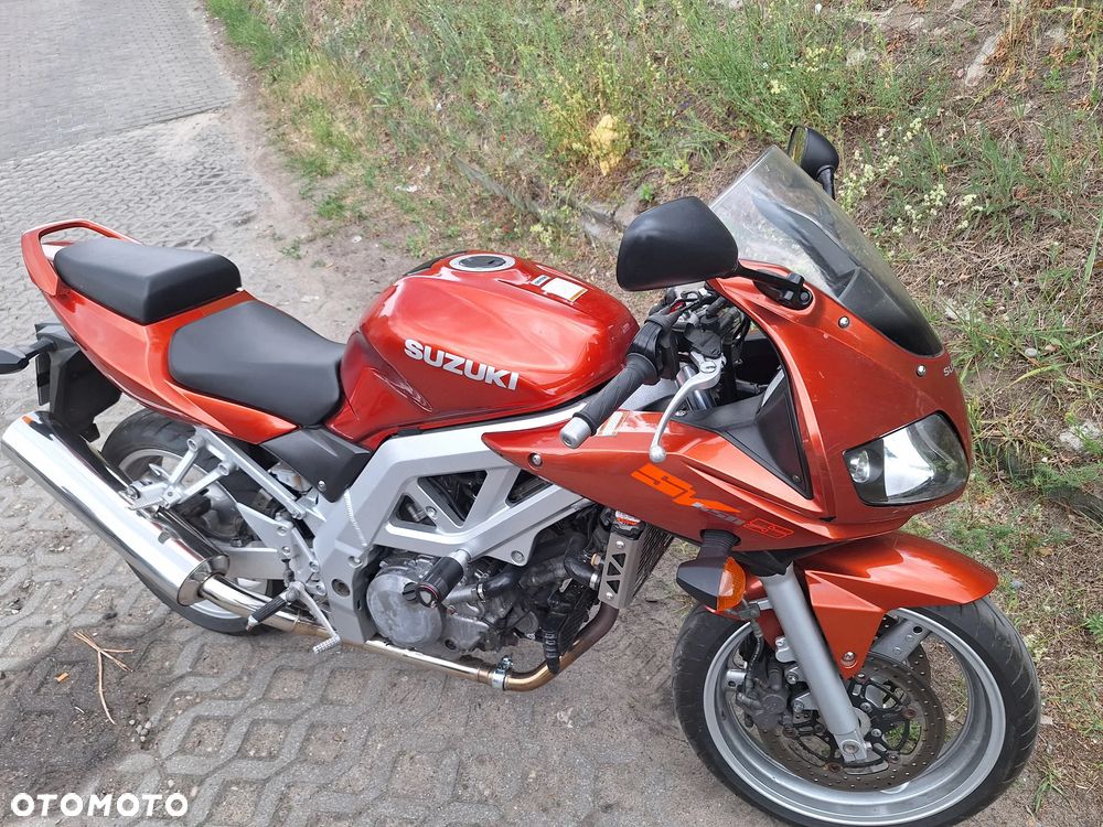 Suzuki SV - 8