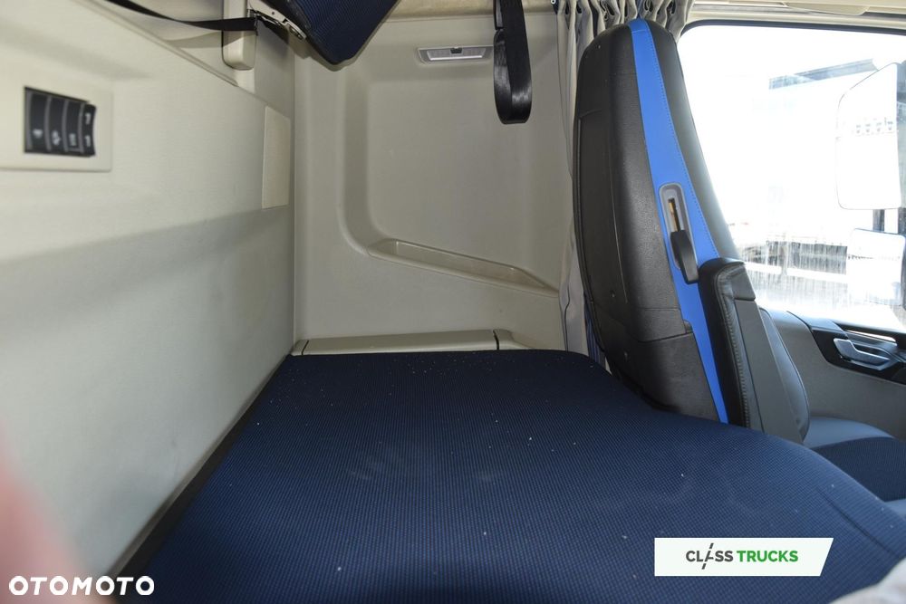 Volvo FH 460 Globetrotter XL i-Save - 13