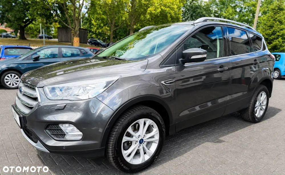 Ford Kuga 2.0 TDCi 4x2 Titanium - 4