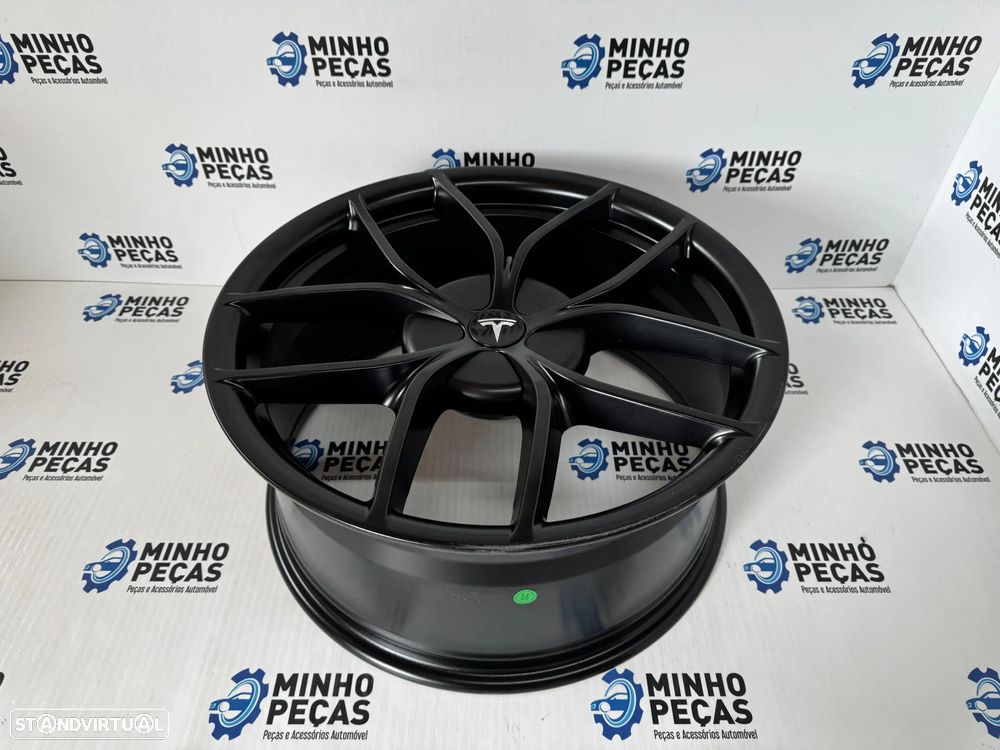 Jantes Look Tesla Model S em 20 (5x114.3) Preto Matte - 9