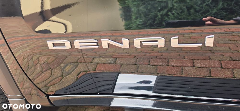 GMC Sierra - 10