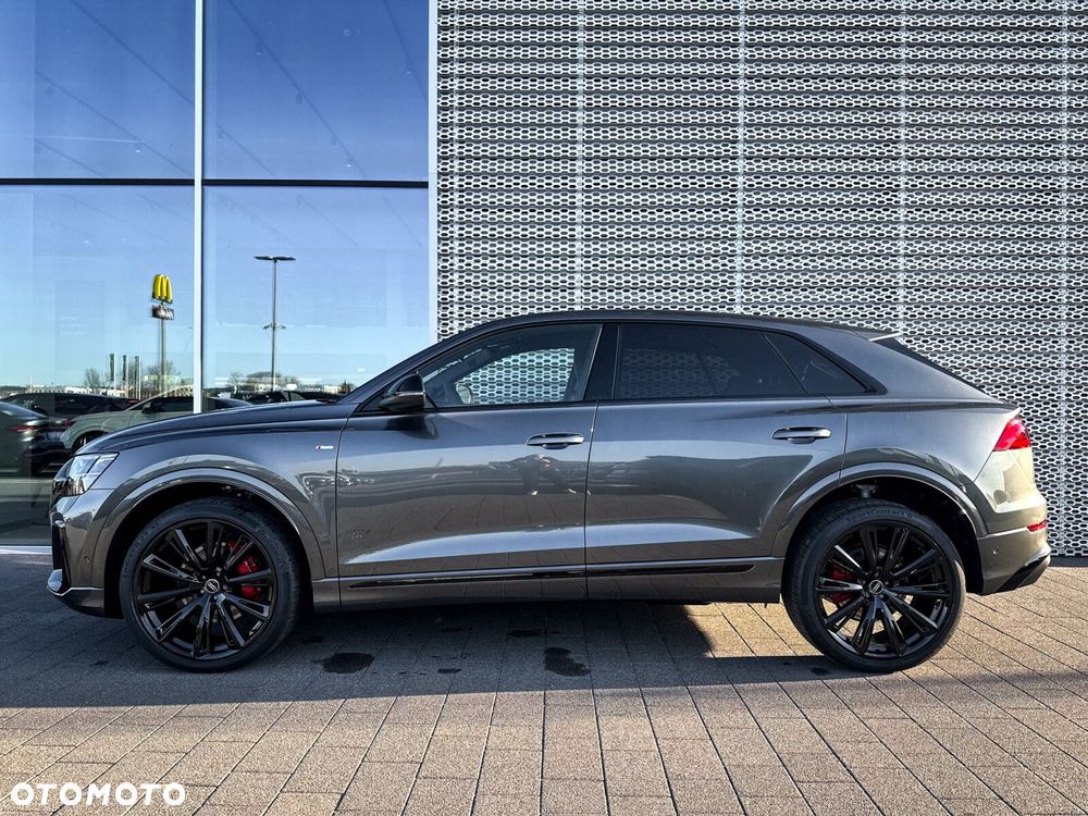 Audi Q8 - 5