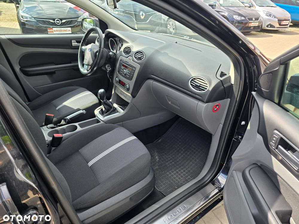 Ford Focus - 11