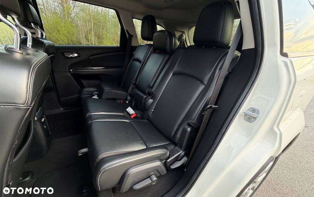 Fiat Freemont 2.0 Multijet 16V DPF Automatik Allrad Lounge - 34