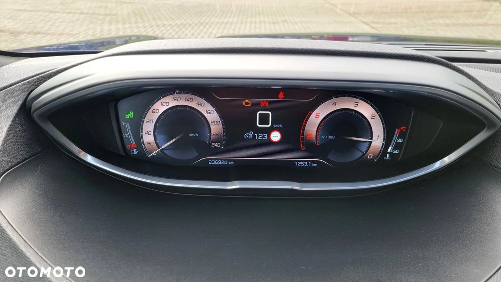Peugeot 3008 2016