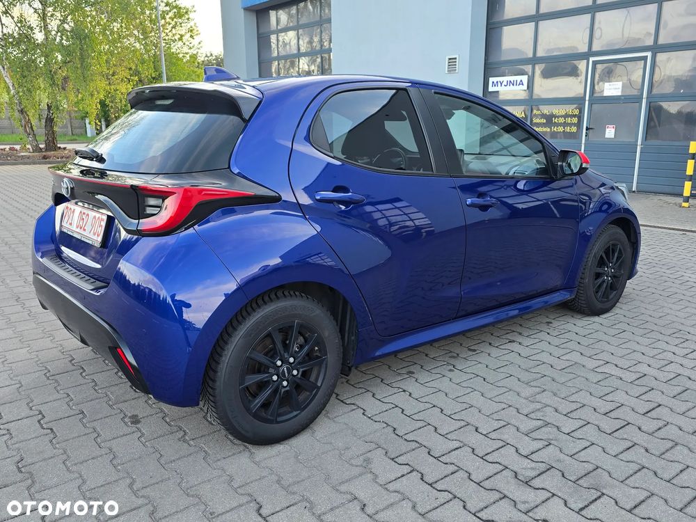 Toyota Yaris - 7