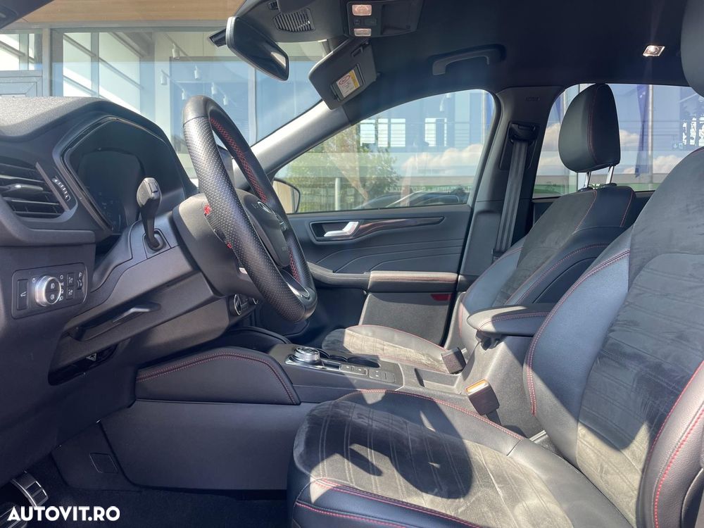 Ford Kuga - 10