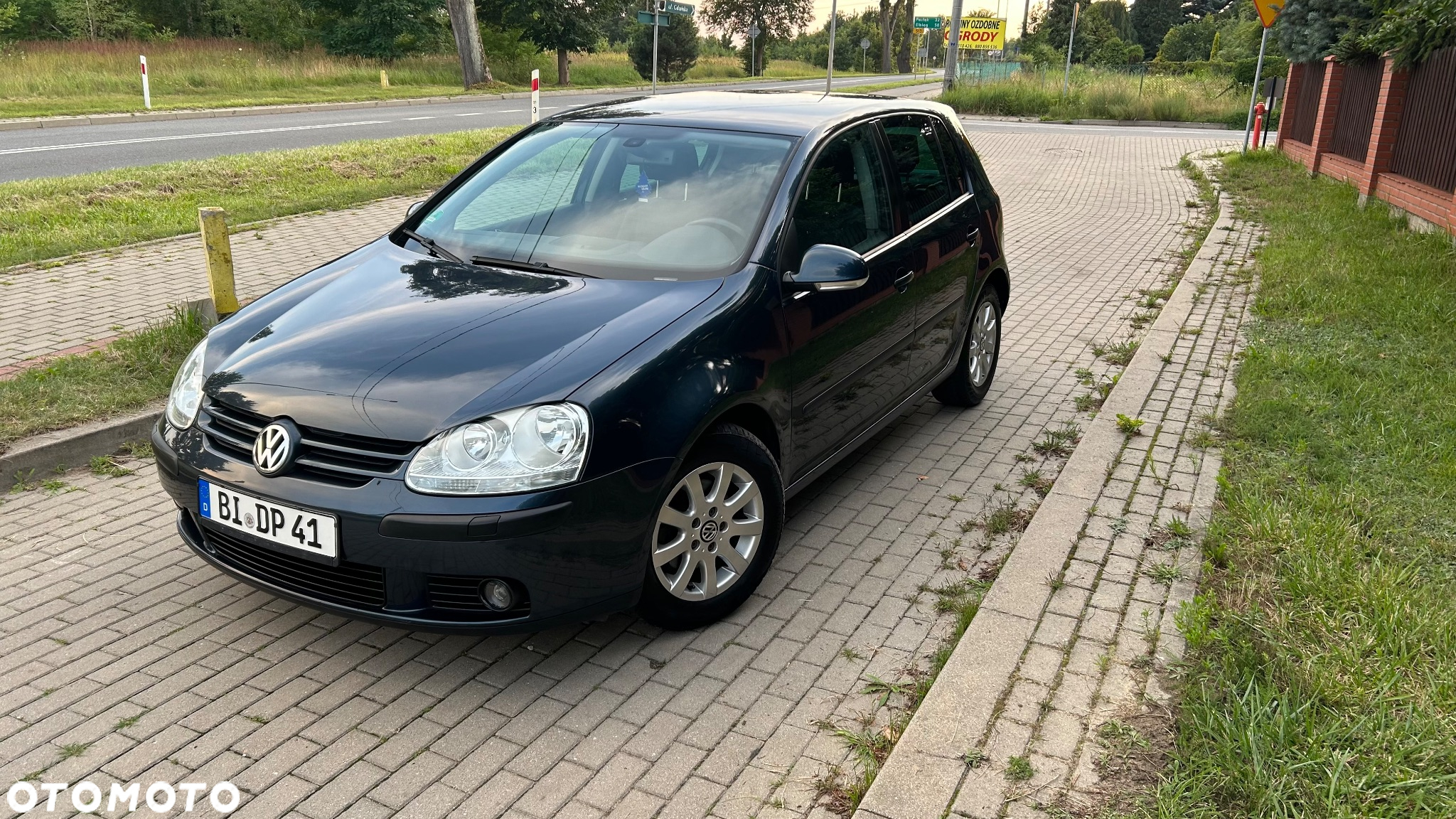 Volkswagen Golf 1.6 Comfortline - 4