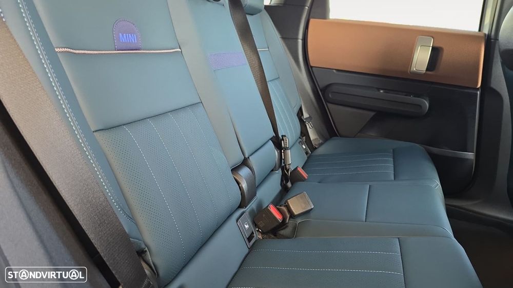 MINI Countryman E Favoured L - 14