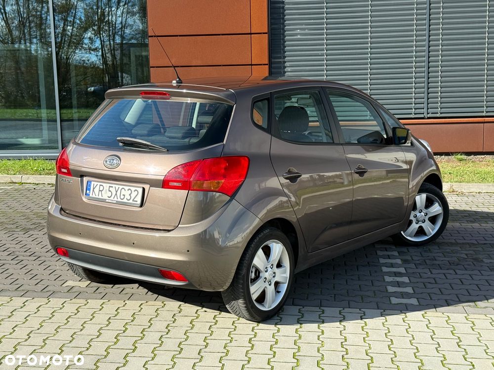 Kia Venga 1.4 L - 22