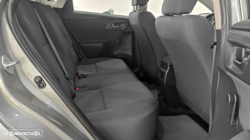 Toyota Auris - 21