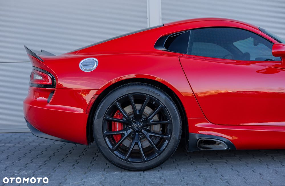 Dodge Viper - 6