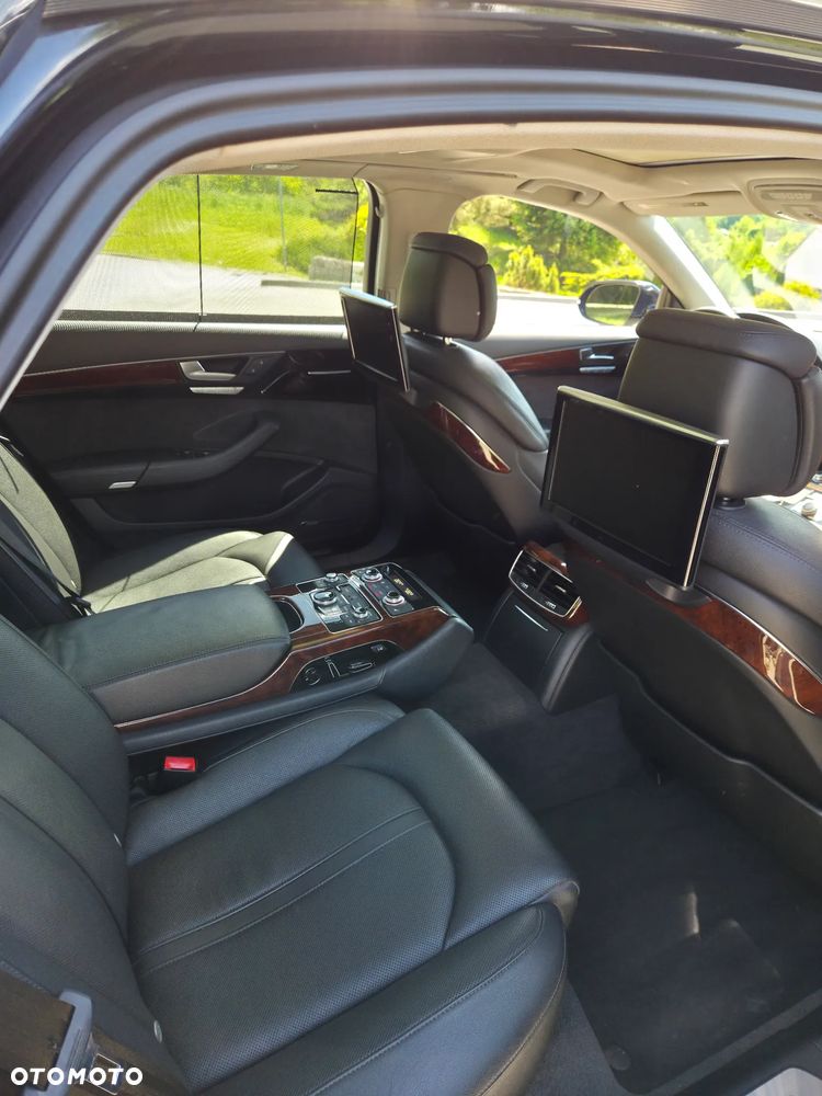 Audi A8 4.2 FSI L Quattro - 8