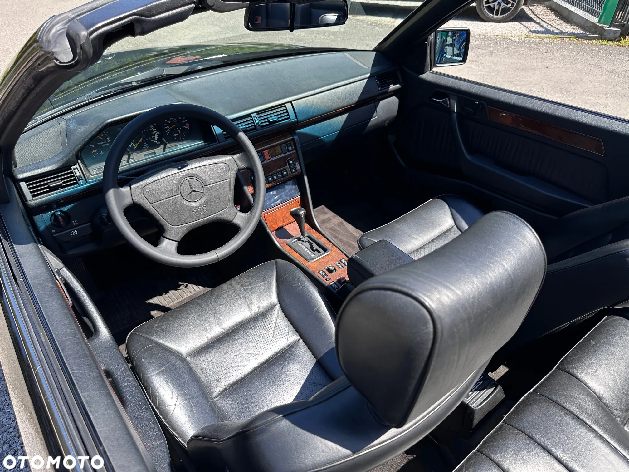 Mercedes-Benz W124 (1984-1993) - 23