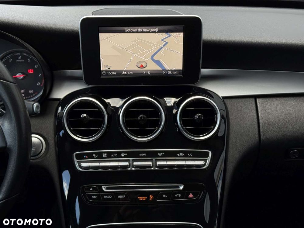 Mercedes-Benz Klasa C 160 Business Edition 9G-TRONIC - 24