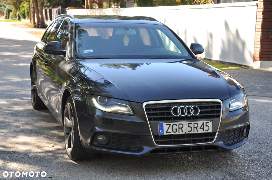 Audi A4 Avant 2.0 TDI - 7