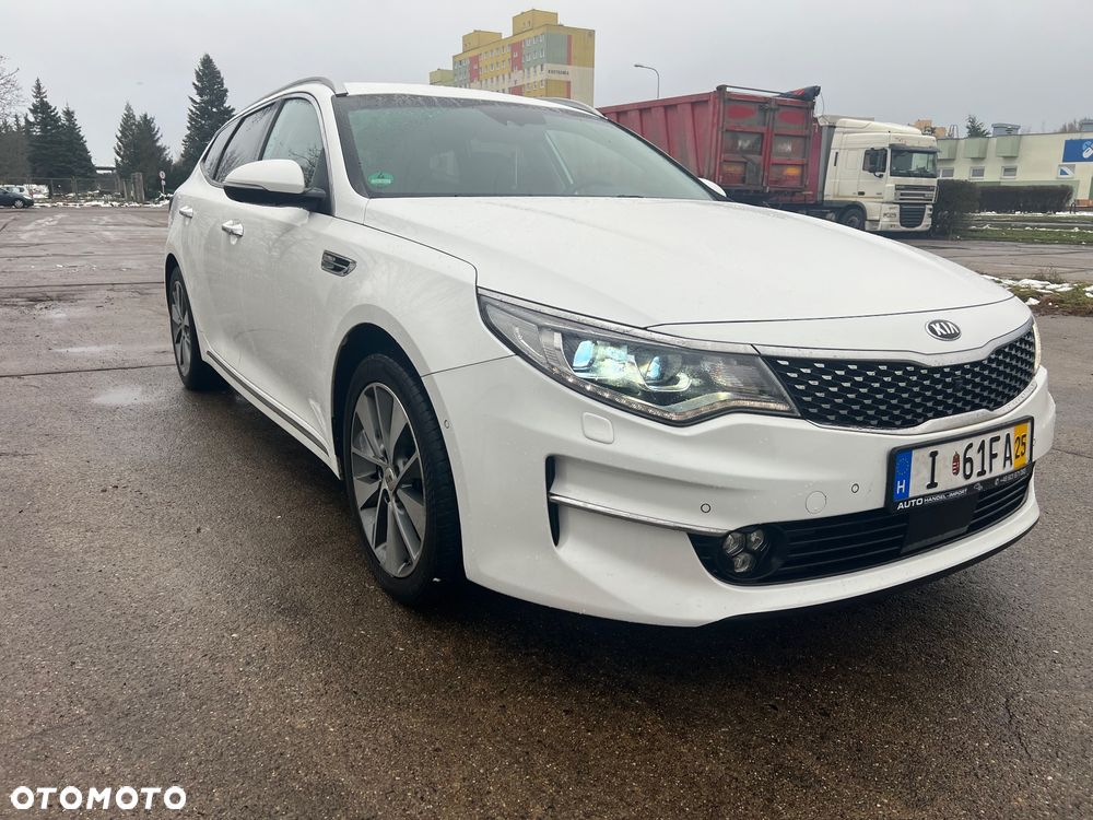 Kia Optima - 20