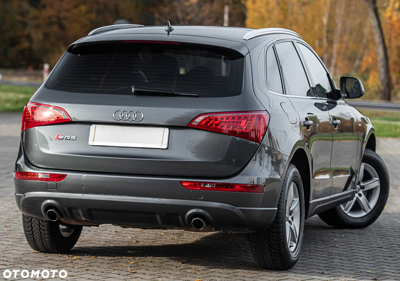 Audi Q5 3.2 FSI Quattro S tronic - 12