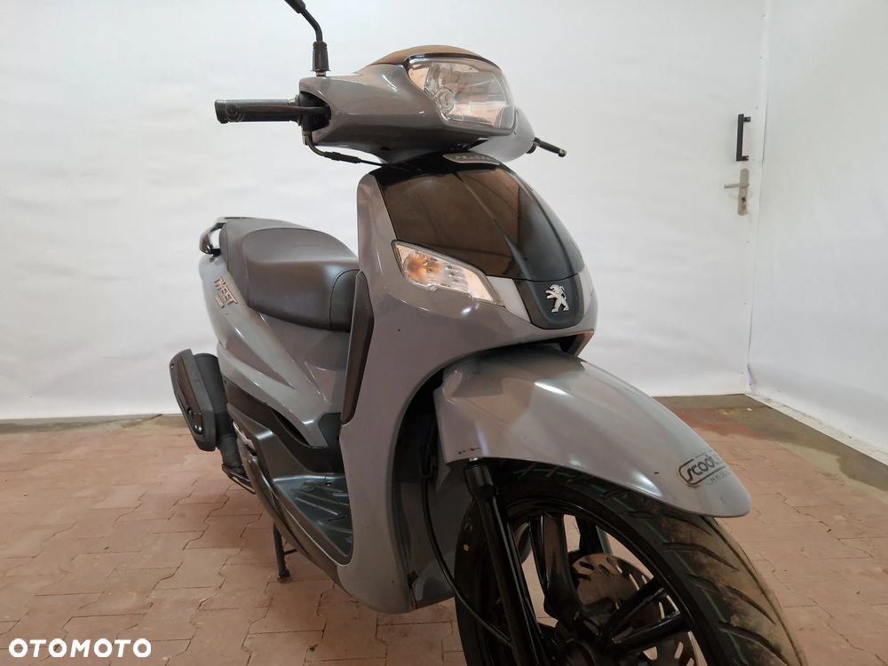 Peugeot Tweet - 15