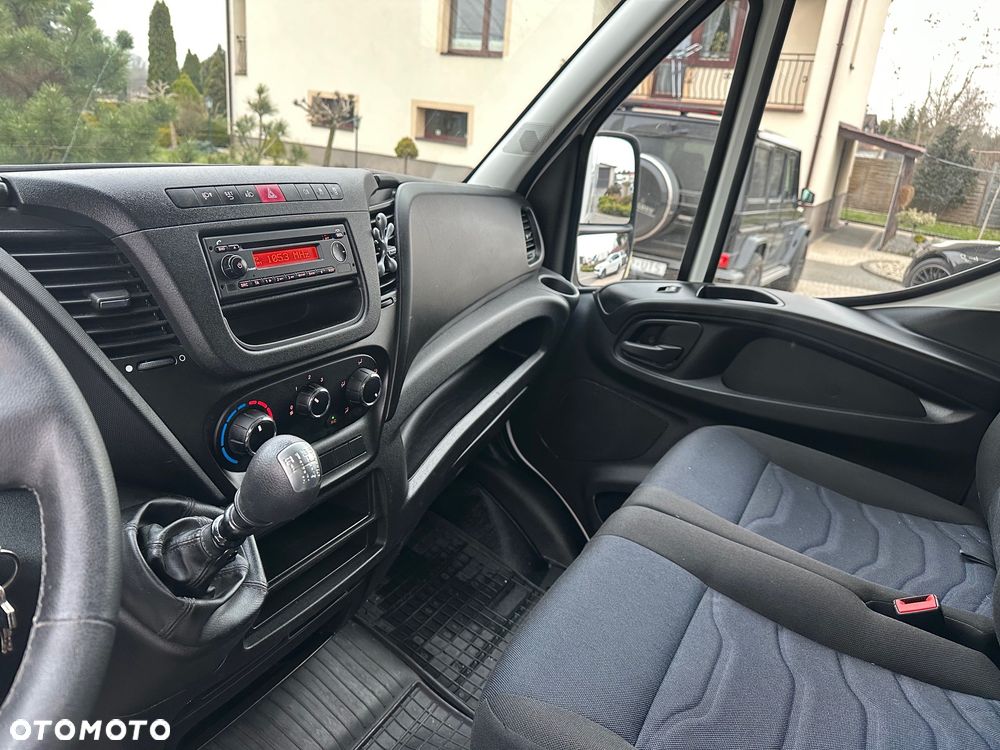 Iveco Daily 50-150 2019 Rok Kontener 8 palet - 9