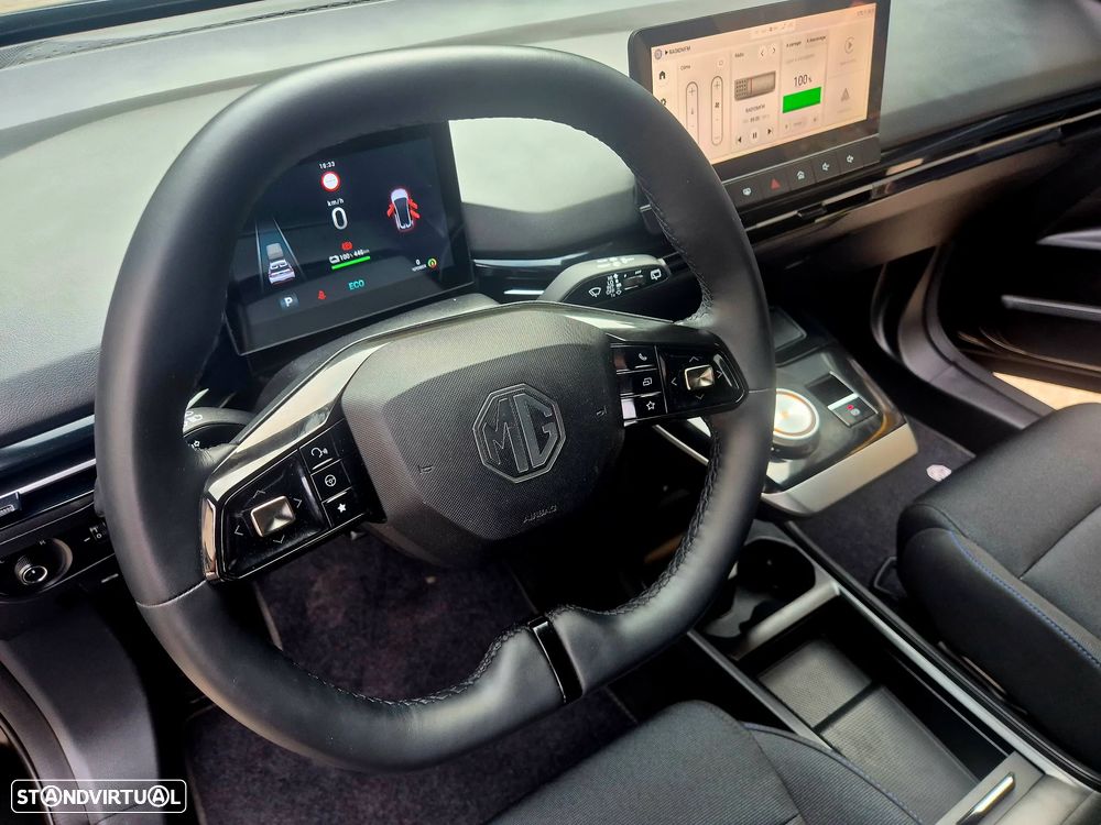 MG MG4 4 Luxury 64 kWh - 5