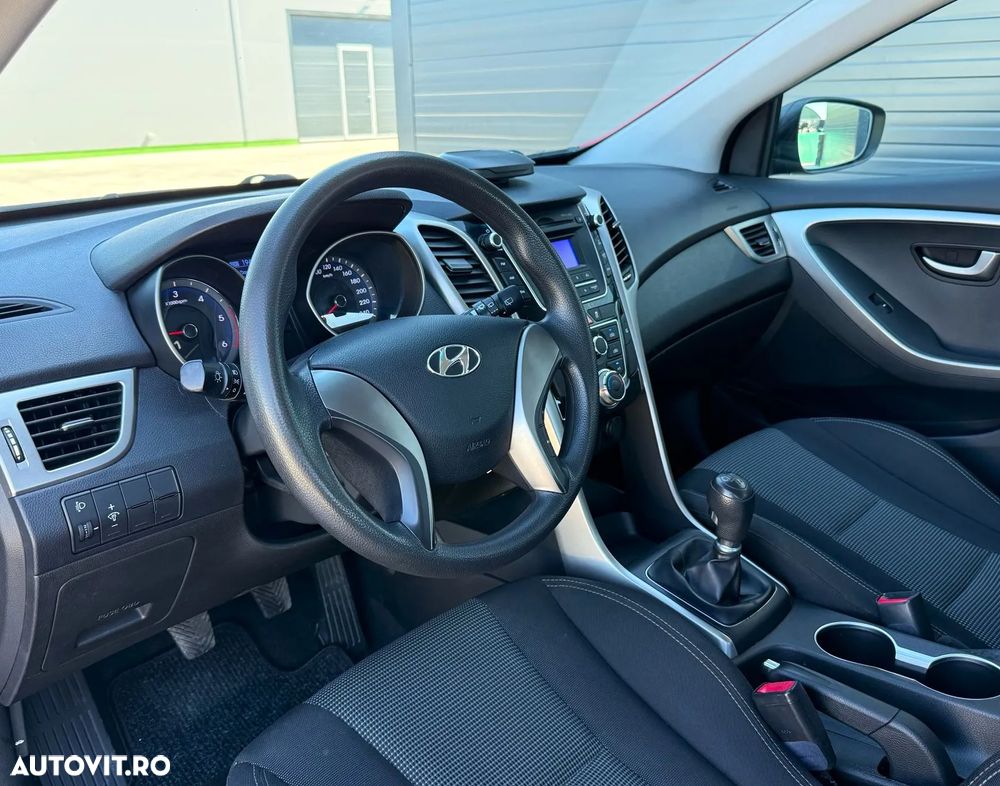 Hyundai i30 1.4 CRDi Trend - 6