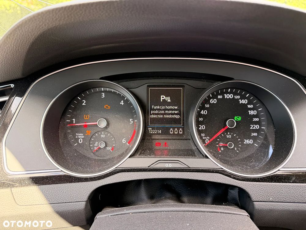 Volkswagen Passat 2.0 TDI EVO Elegance DSG - 8