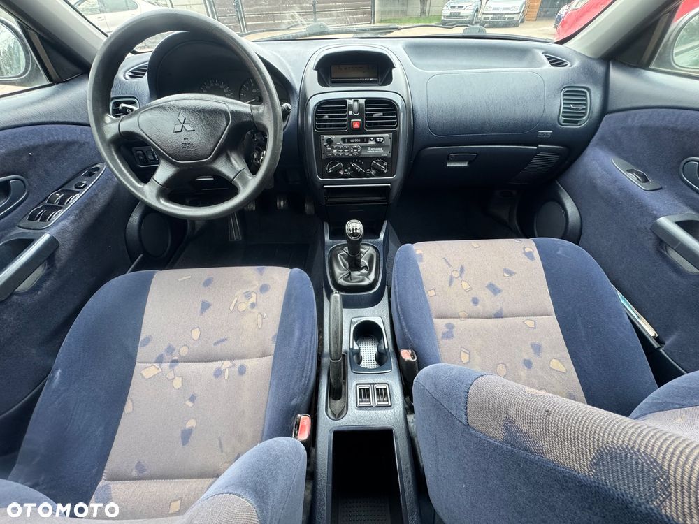 Mitsubishi Carisma 1.8 GDI Comfort - 3