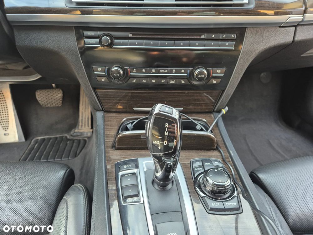 BMW Seria 7 730d - 21