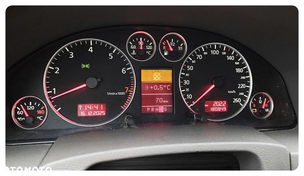 Audi A6 Avant 2.4 Quattro Tiptr - 30