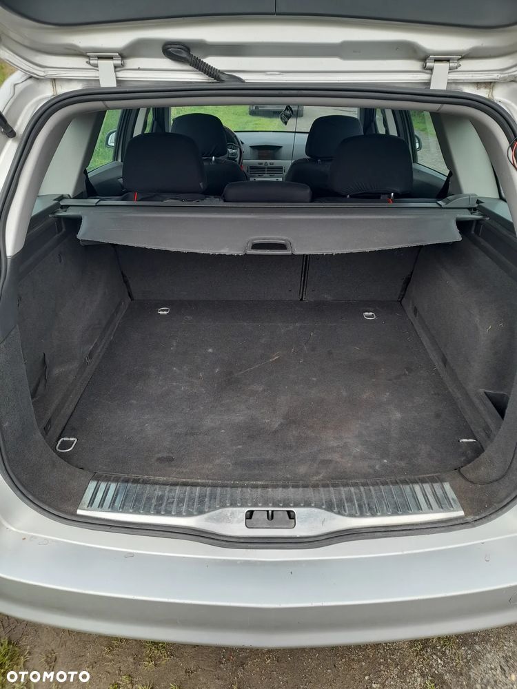 Opel Astra 1.6 Essentia - 8