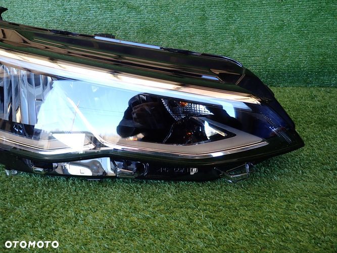 VW GOLF VIII 8 LED reflektor prawy lampa prawa 5H1941006B - 3