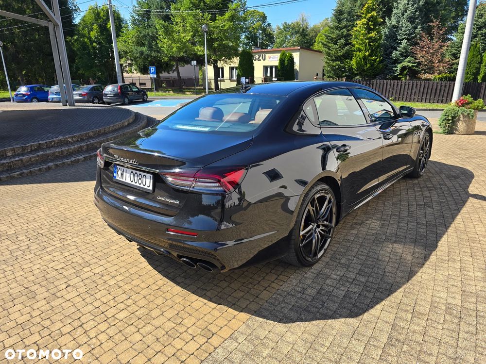 Maserati Quattroporte Modena - 18